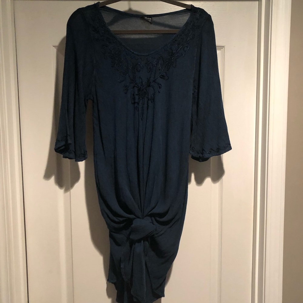 Pam’s navy blue flowey dress!